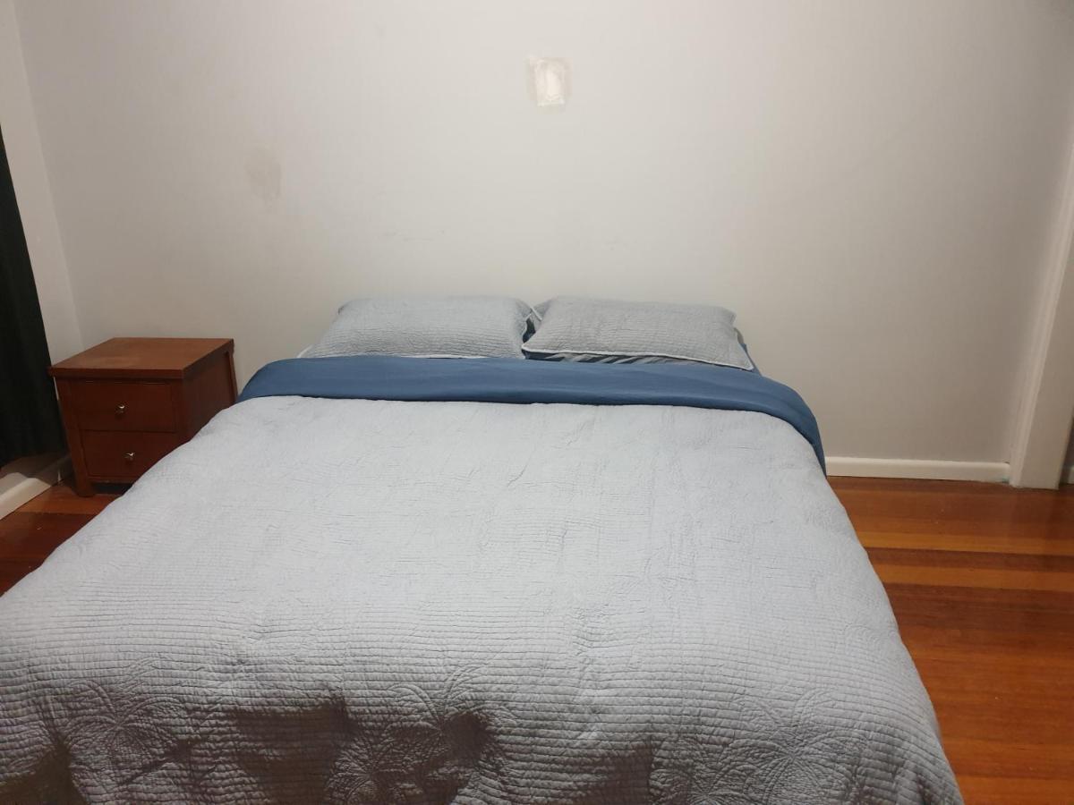 Homestay Near Dandenong Plaza Chambre photo